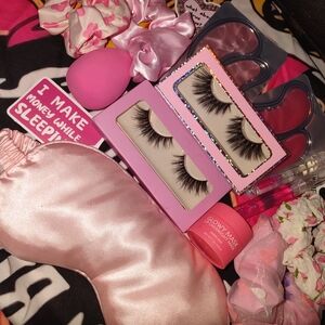 Pink Sleep and Beauty Set